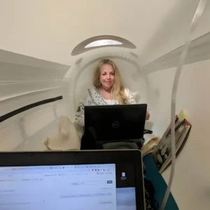 summit-to-sea-hyperbaric-chamber-interior